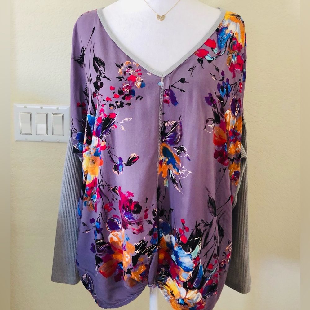 Umgee Floral V-Neck Blouse - Purple and Gray